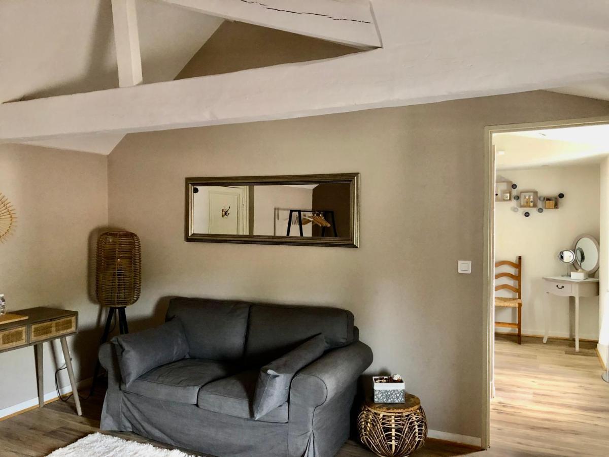 Le Numéro 15 Saint-Seurin-sur-l'Isle Extérieur photo