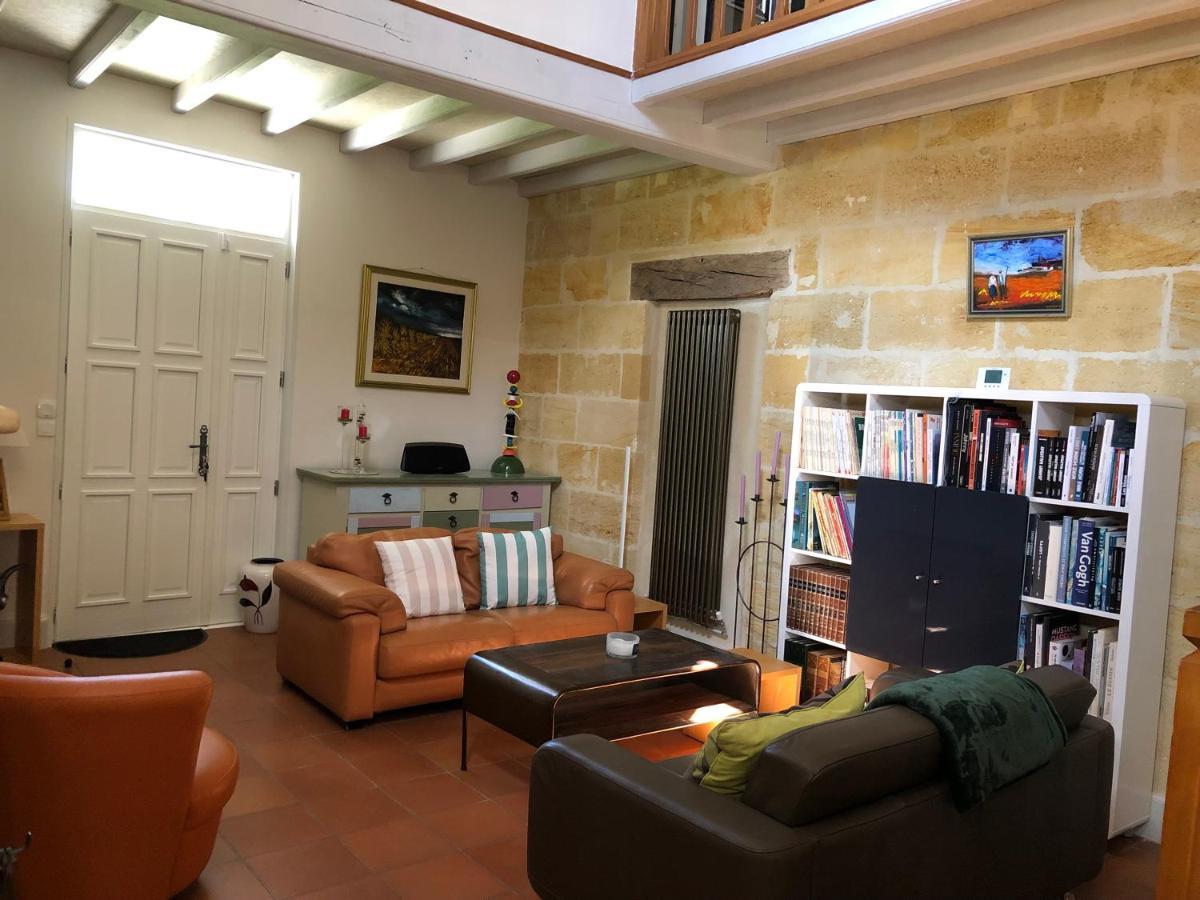 Le Numéro 15 Saint-Seurin-sur-l'Isle Extérieur photo