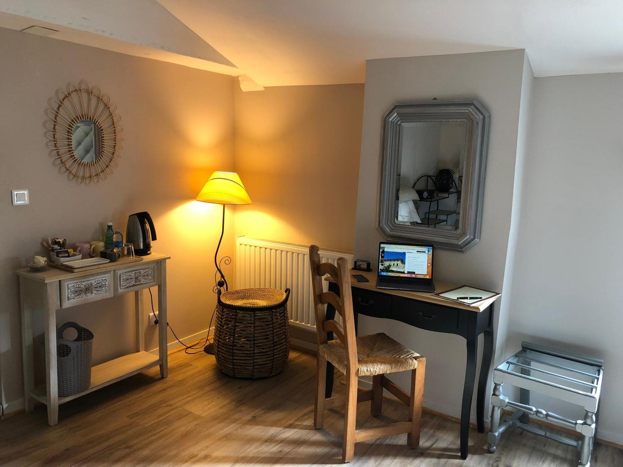 Le Numéro 15 Saint-Seurin-sur-l'Isle Extérieur photo