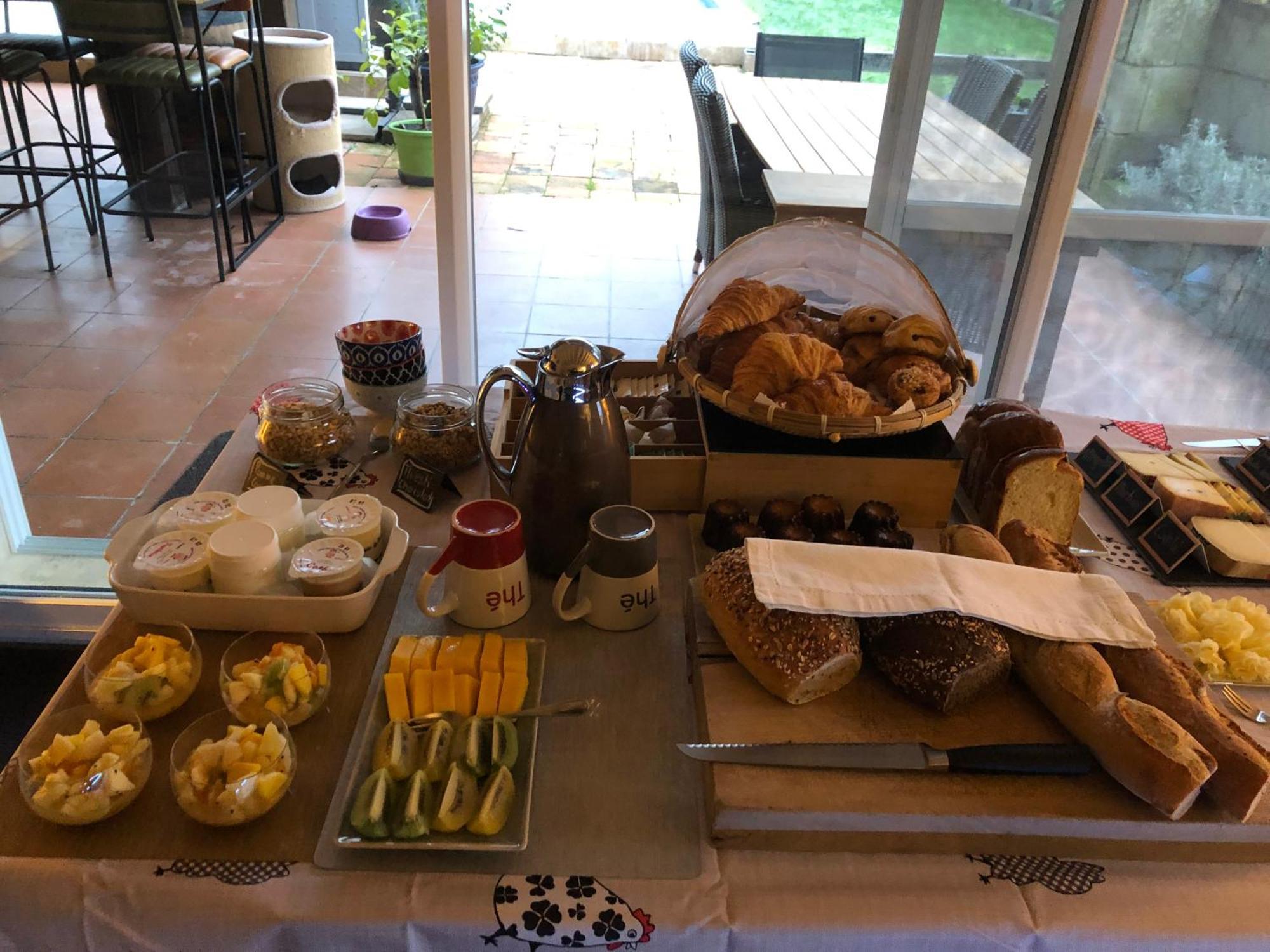 Le Numéro 15 Saint-Seurin-sur-l'Isle Extérieur photo